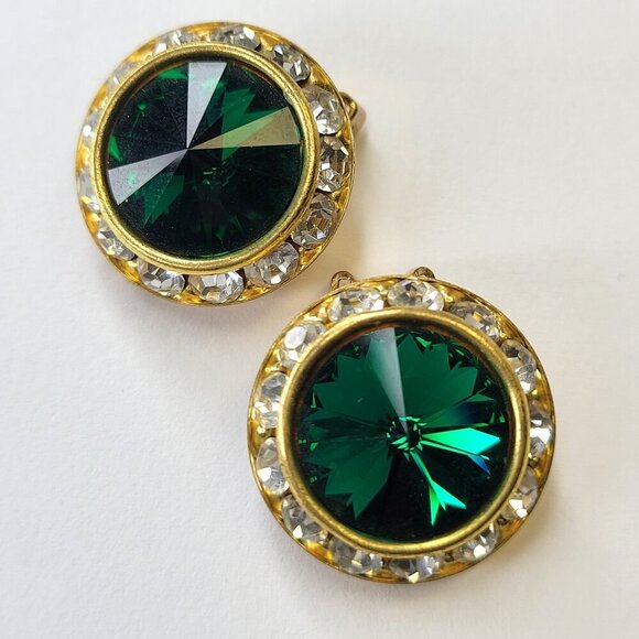 Green Clip On Earrings, 22mm Green ClipOns - Picture 1 of 4